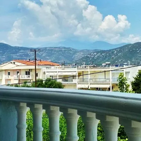Sea And Sky Apartment *